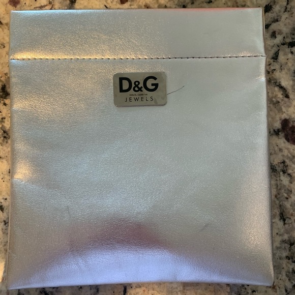 Dolce & Gabbana charm necklace - Picture 3 of 6